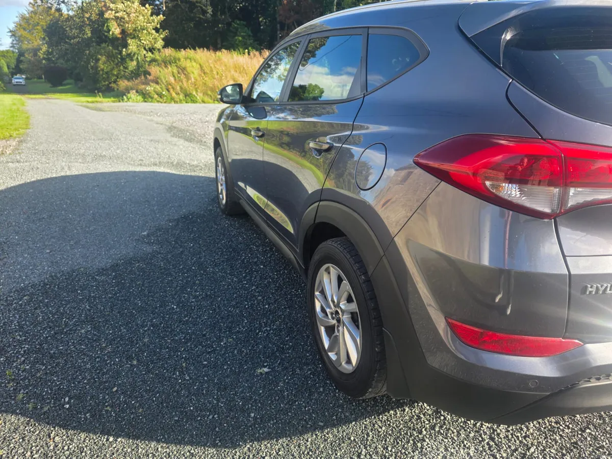 Hyundai Tucson 2017 ( NCT and TAX ) - Image 5
