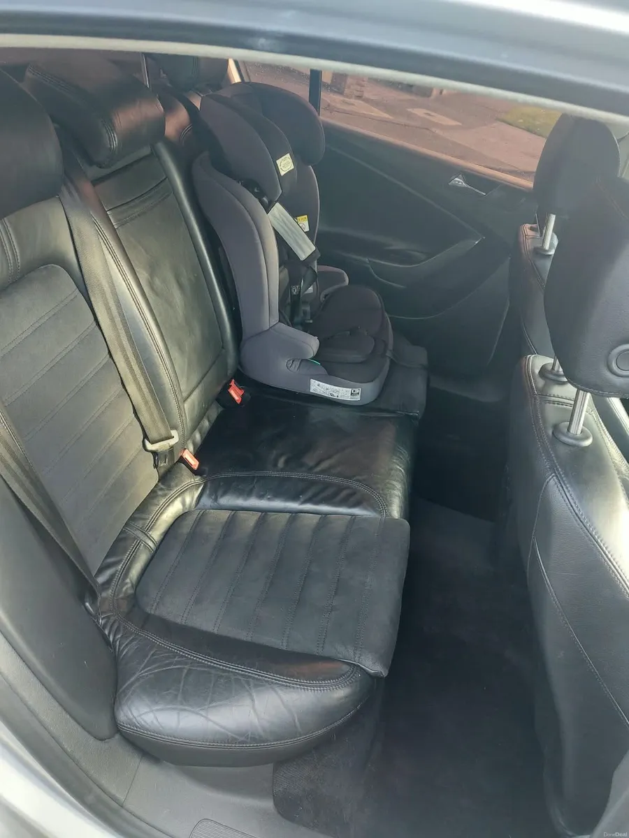 VW Passat 1.6 FSI petrol €1.350 - Image 4