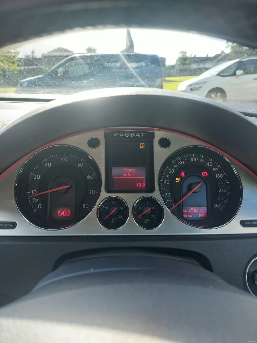 VW Passat 1.6 FSI petrol €1.350 - Image 5