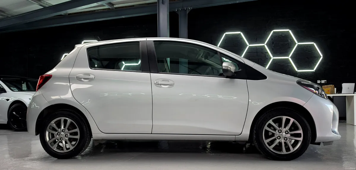 🔥 2016 Toyota Yaris 1.0 Luna Low Miles - Image 5