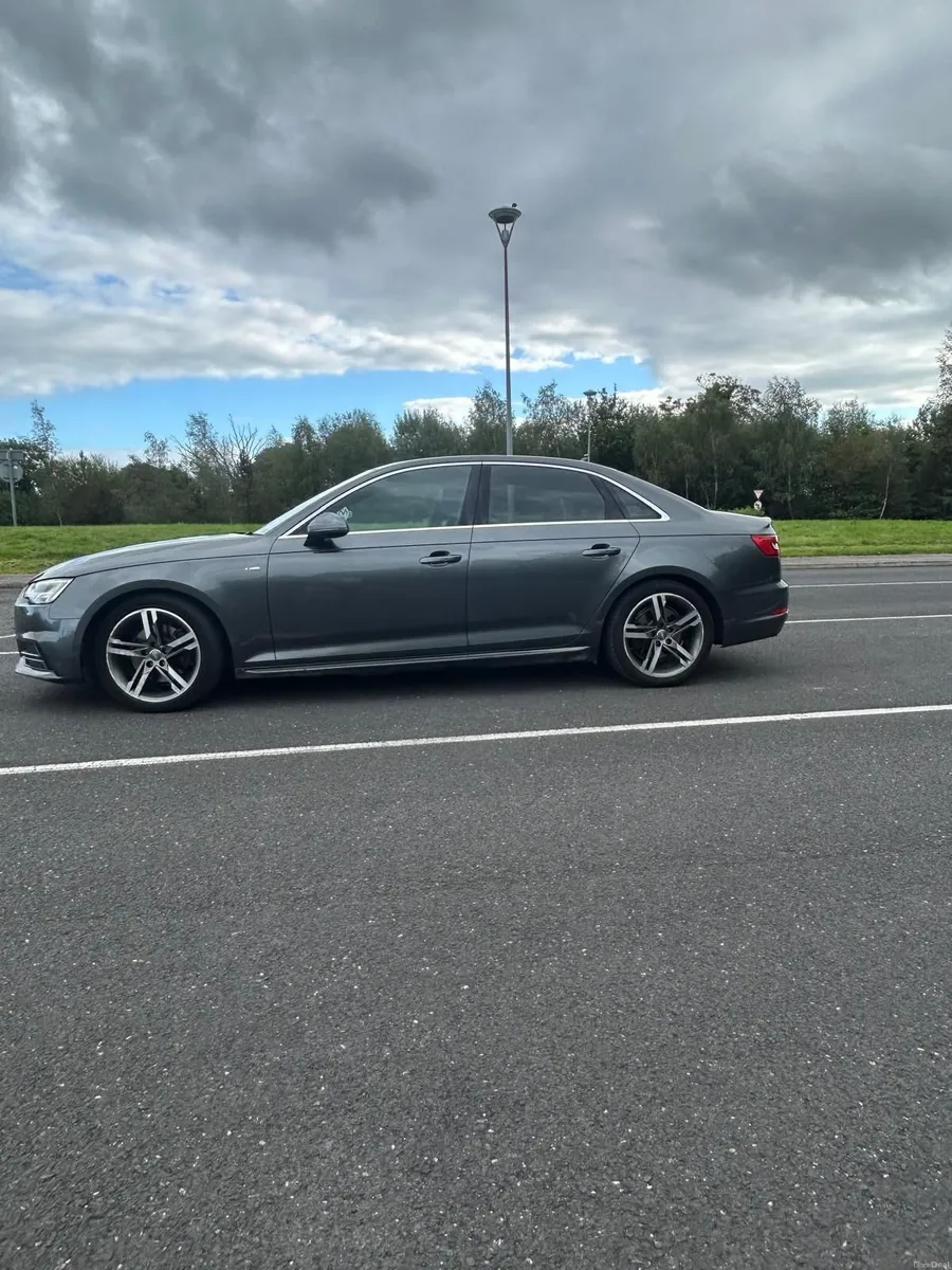 Audi A4 2016 - Image 6
