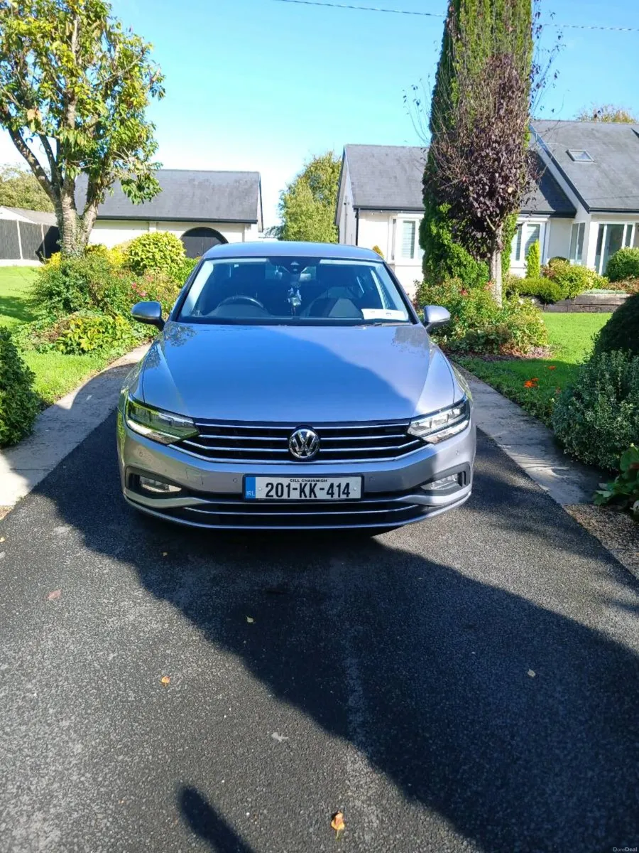 201 volkswagen passat - Image 1