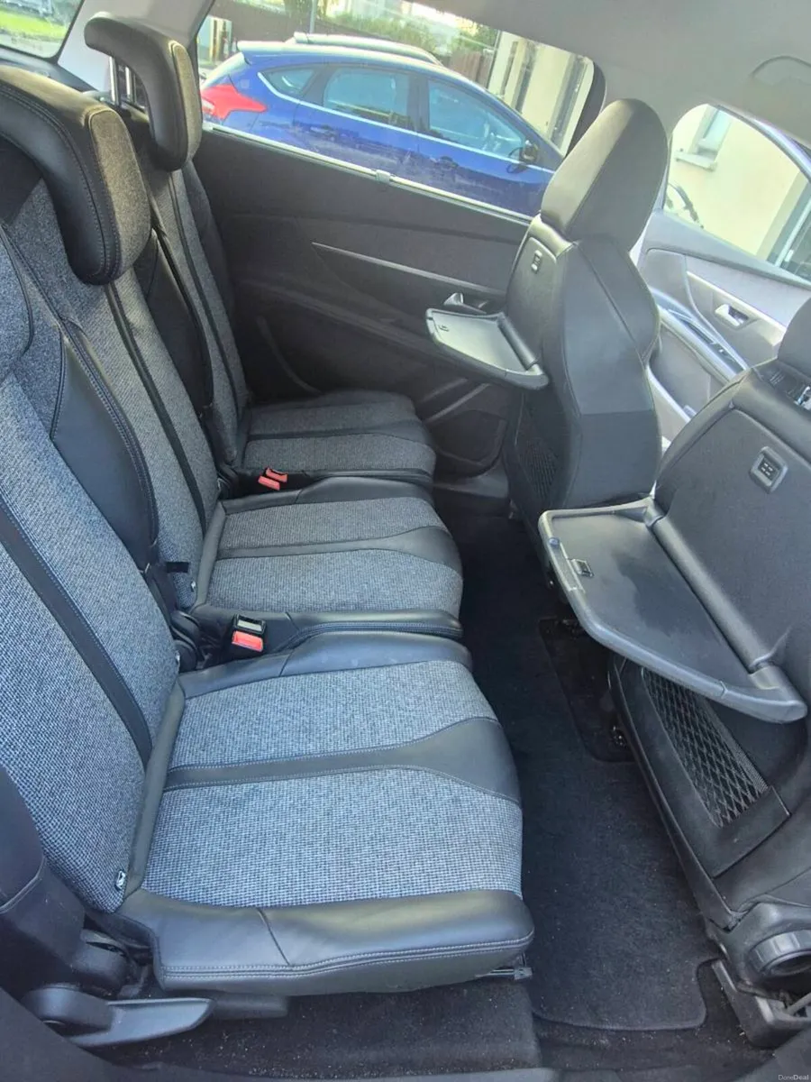 Peugeot 5008 - Image 5