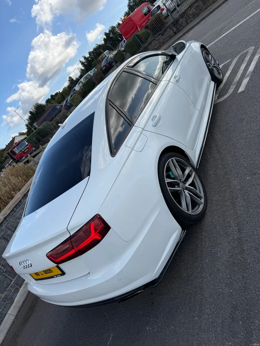 2016 Audi A6 S-Line black edition - Image 5