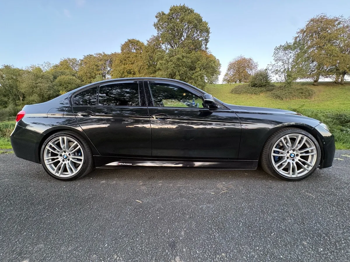BMW 330D F30 - Image 4