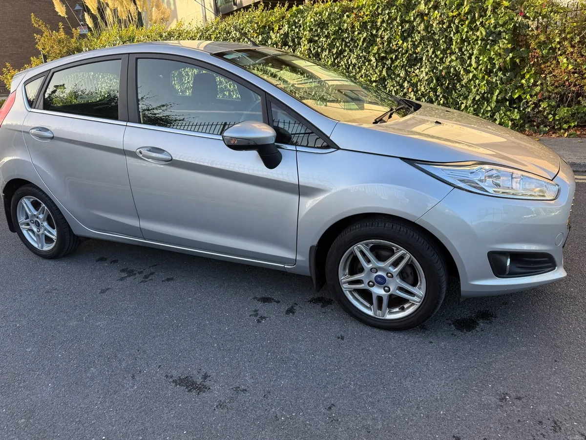 Ford Fiesta Titanium 1.2 VERY LOW MILEAGE 41KM - Image 4
