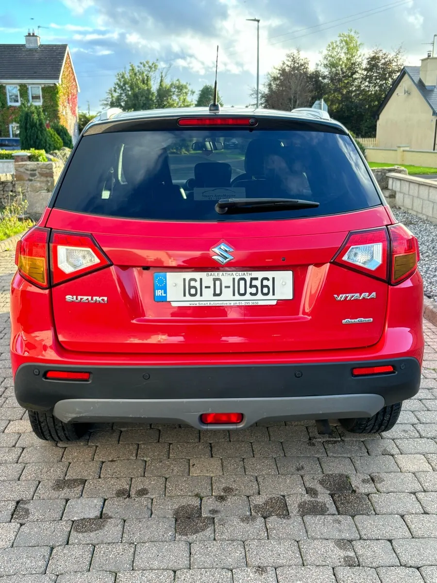 Suzuki Vitara GLX SZ5 Automatic 4x4 All Grip - Image 5