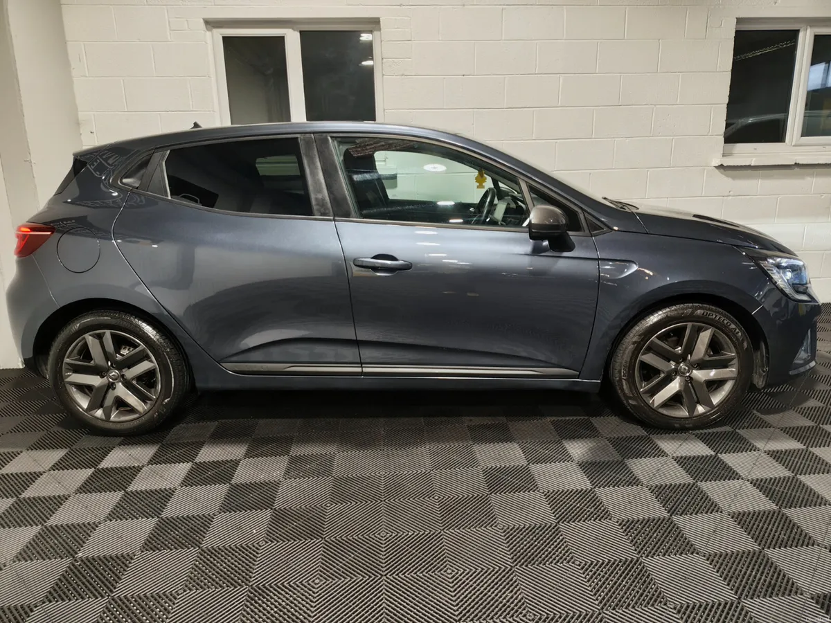 Renault Clio 2022 1.0 DYNAMIQUE SPEC 6 SPEED - Image 4