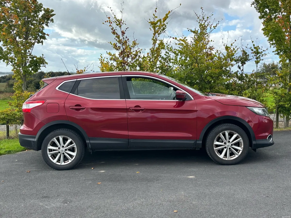 Nissan Qashqai 1.5 Acenta - Image 2
