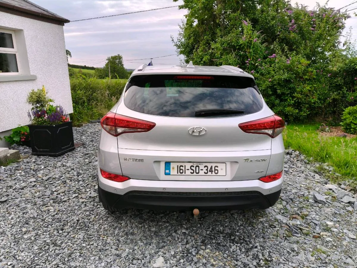 Tucson Executive 2.0 AWD - Image 4