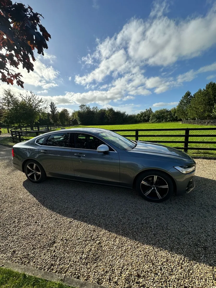 2018 Volvo S90 D4 R-Design|119k KM| Full History - Image 3