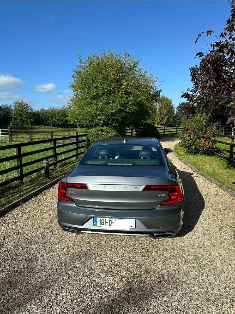 2018 Volvo S90 D4 R-Design|119k KM| Full History - Image 6