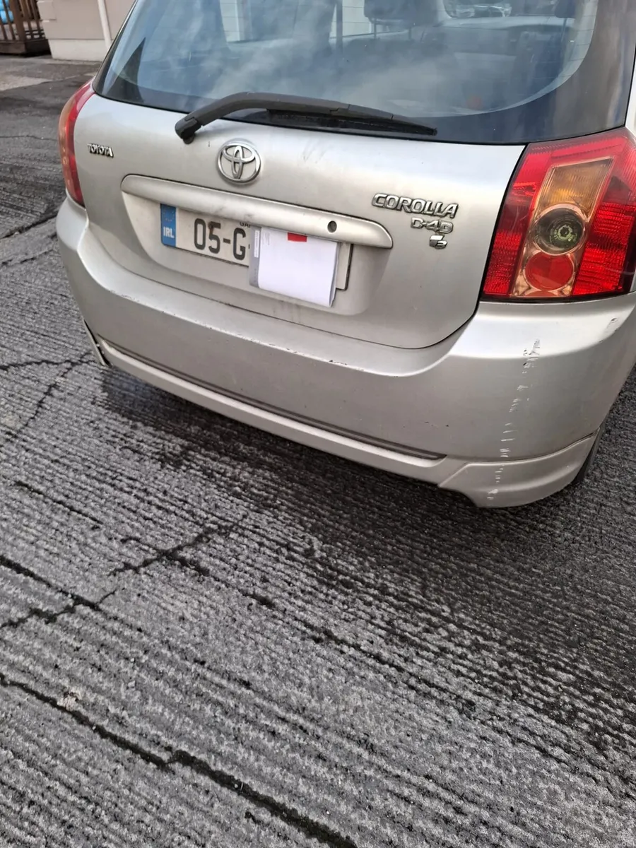 Toyota corolla - Image 3