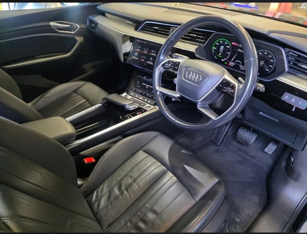 Audi E-Tron - Image 5