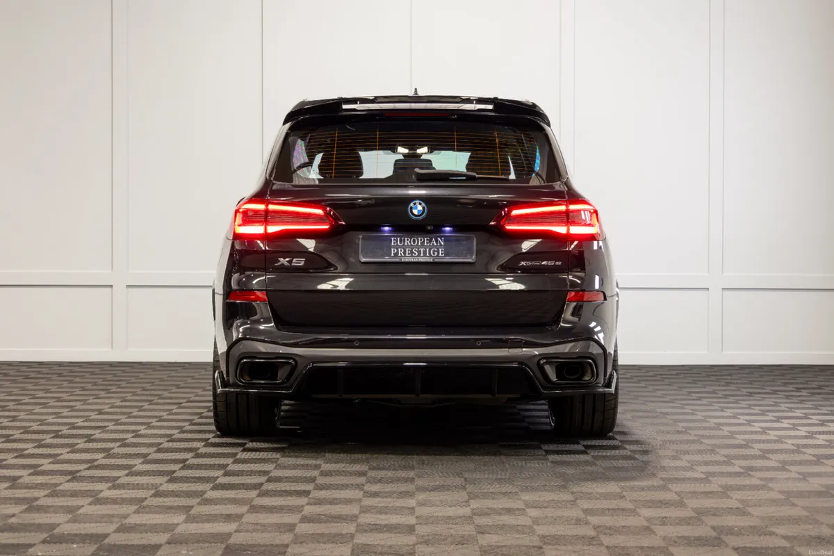 222 BMW X5 X-Drive 45e M-Sport - Image 5