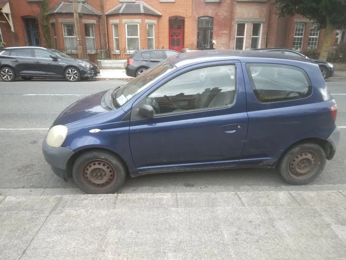 2001 Toyota Yaris - Image 3