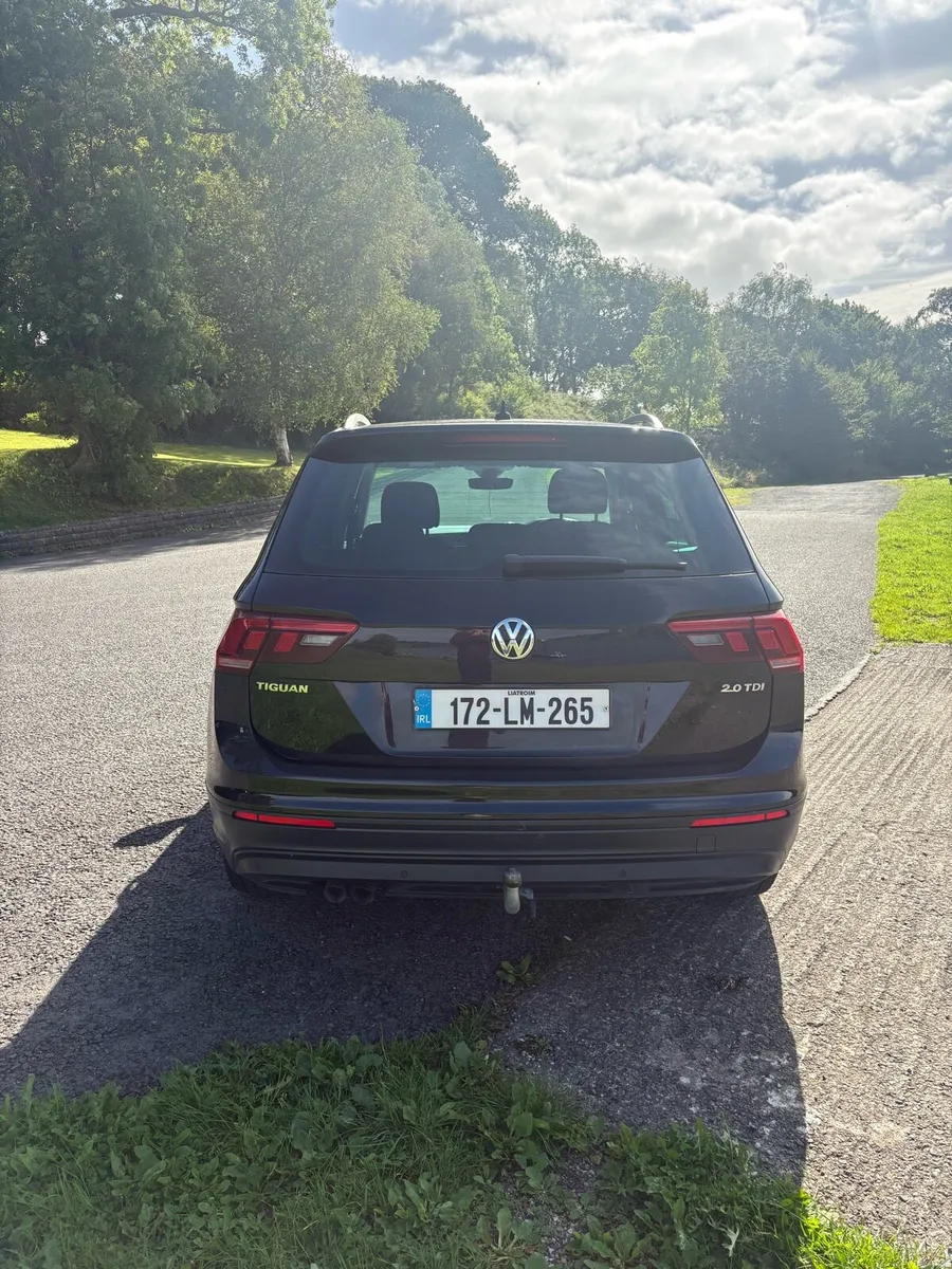 Volkswagen Tiguan 2017 - Image 3