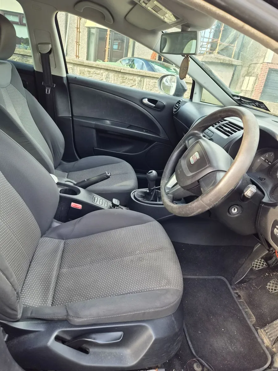 SEAT Leon 2010 - Image 4
