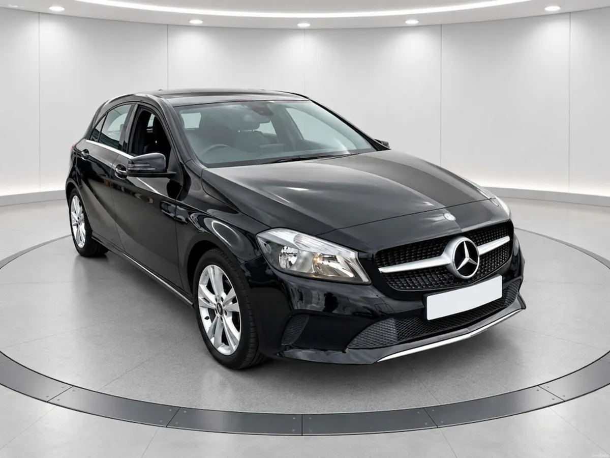 MERCEDES-BENZ A-CLASS 1.5 A 180 D Sport Auto 5dr - Image 1