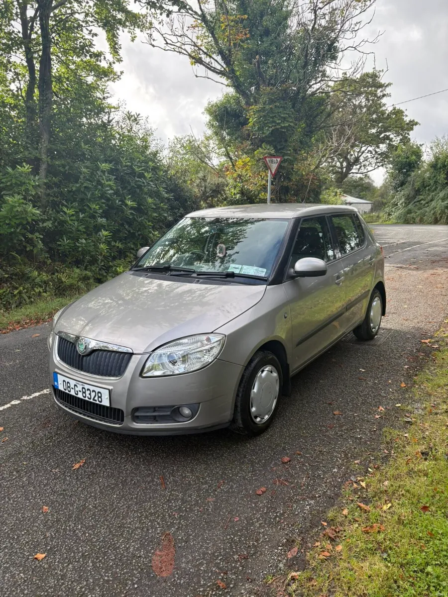 08 Skoda Fabia 1.2 Petrol - Image 2