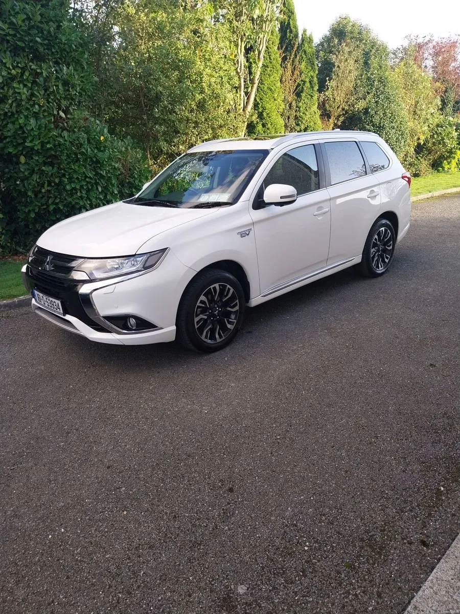Mitsubishi Outlander 2016 - Image 1