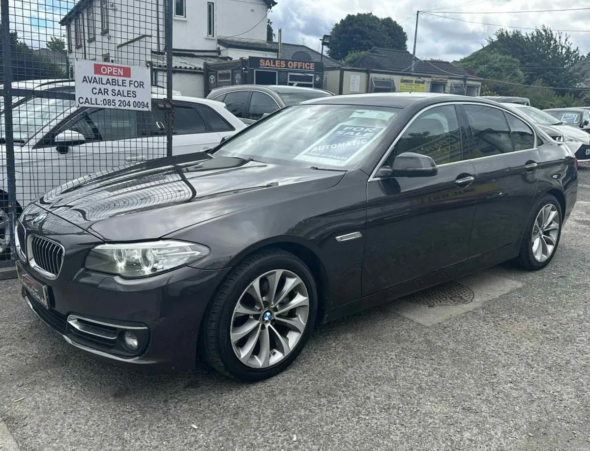 2016 BMW 5-Series Automatic - Image 2