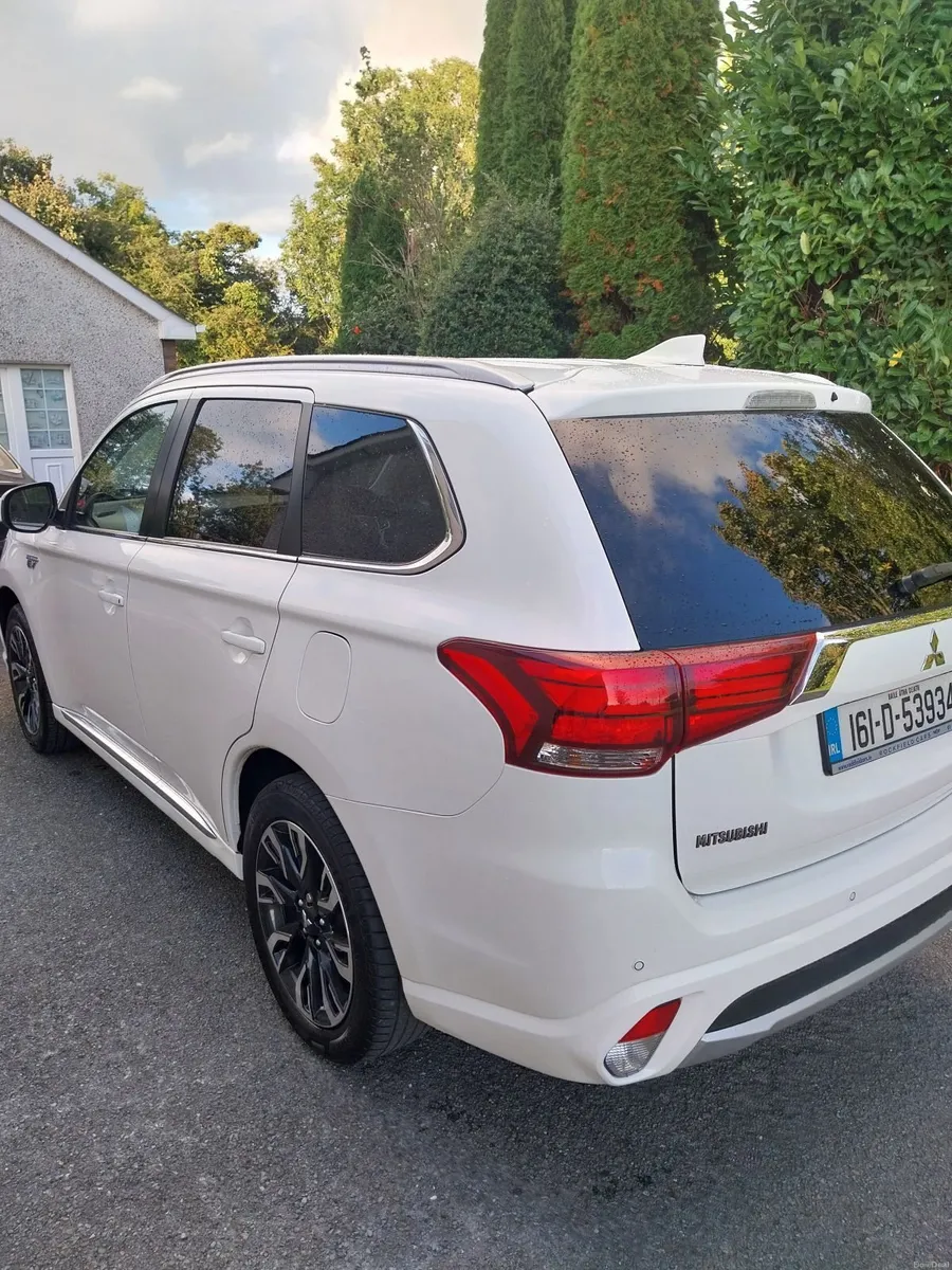 Mitsubishi Outlander 2016 - Image 4