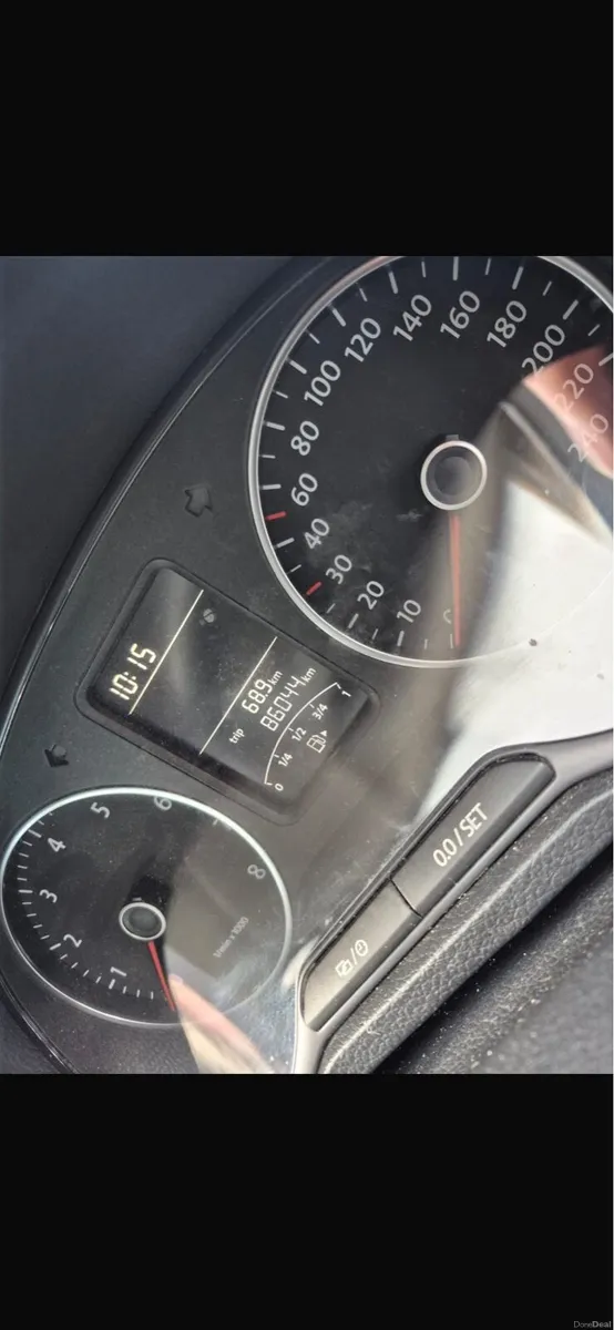 Volkswagen polo - Image 2