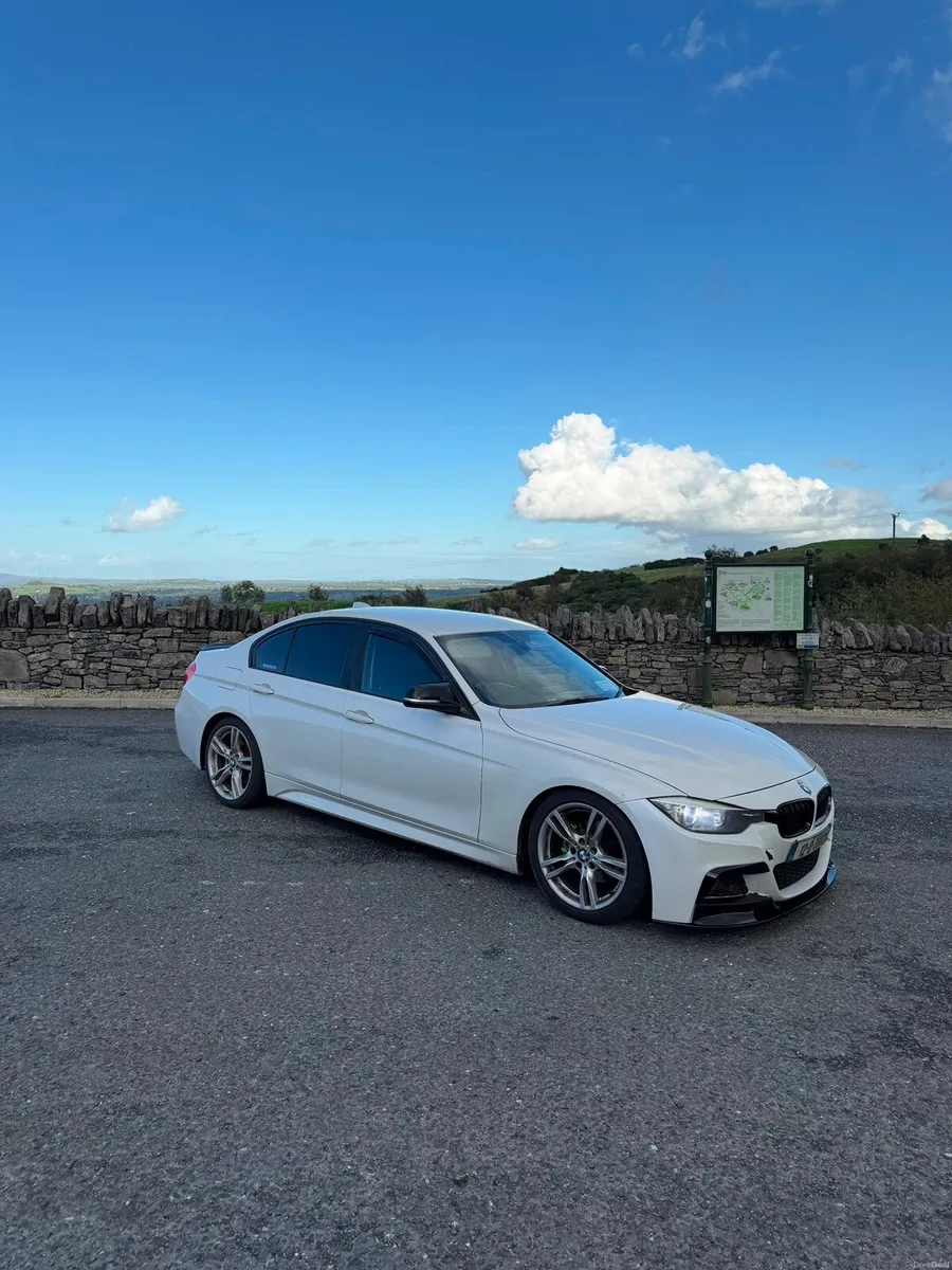 BMW 3-Series 2012 - Image 1