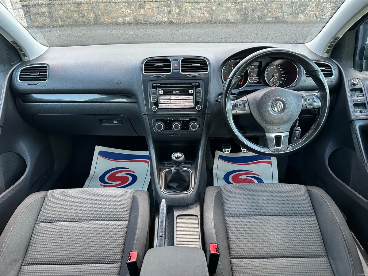 Volkswagen Golf - Image 5