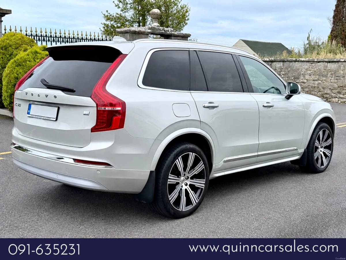 Volvo XC90 T8 INSCRIPTION PRO AWD 455HP - Image 3