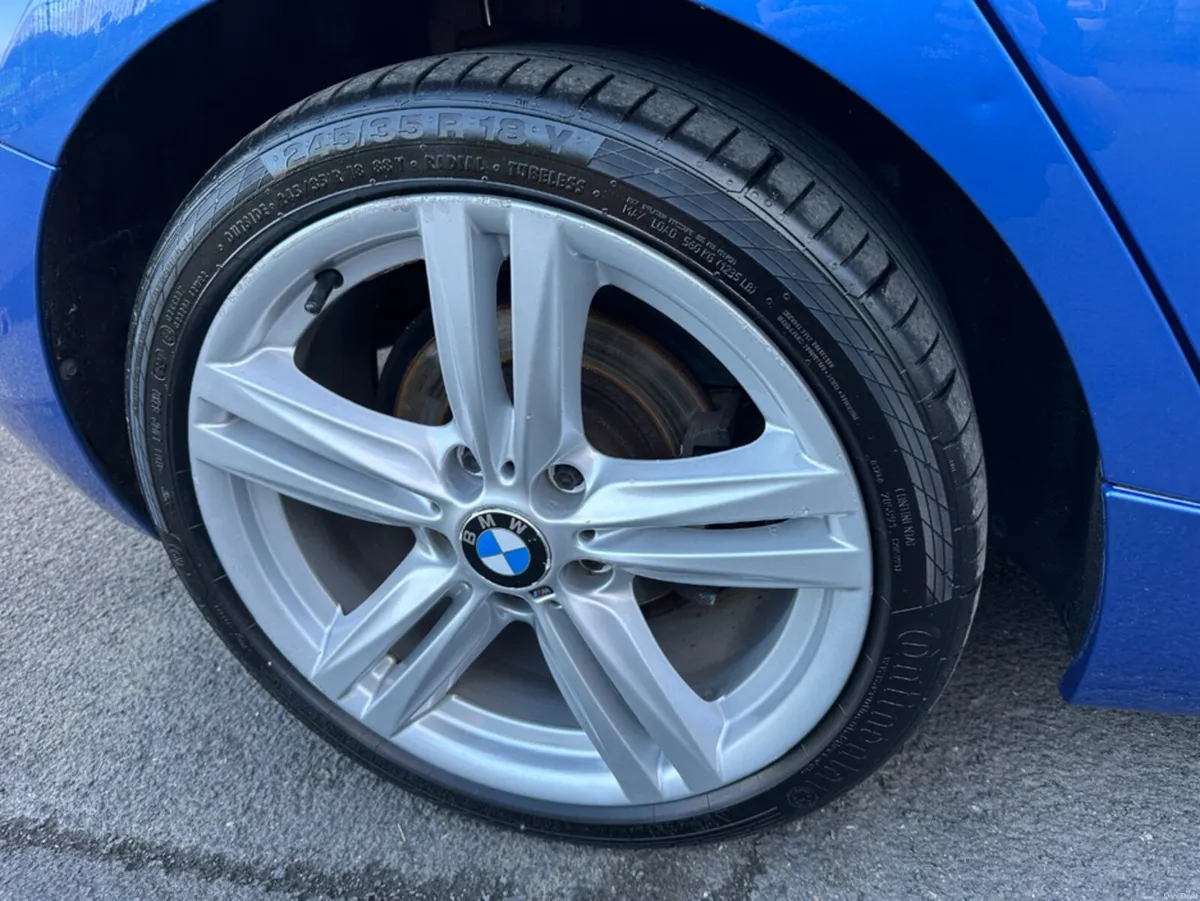 BMW 1-Series I SPORT 5DR - Image 5