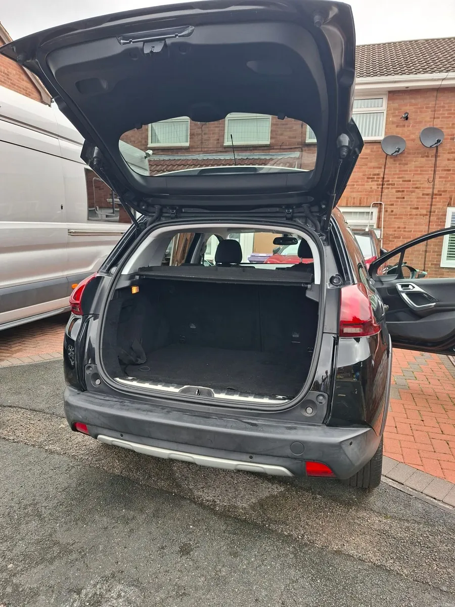 Peugeot 2008 2016 - Image 2