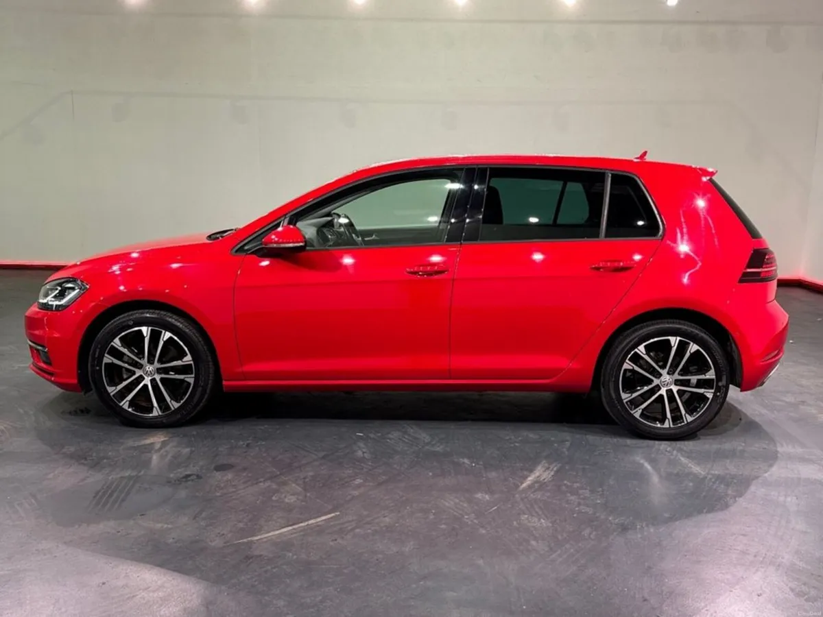 Volkswagen Golf 1.2 AUTOMATIC TSI COMFORT LINE - D - Image 6