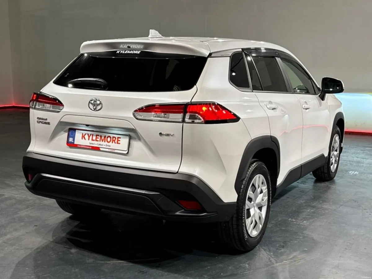 Toyota Corolla Cross HYBRID 1.8 AUTOMATIC SUV - CR - Image 3