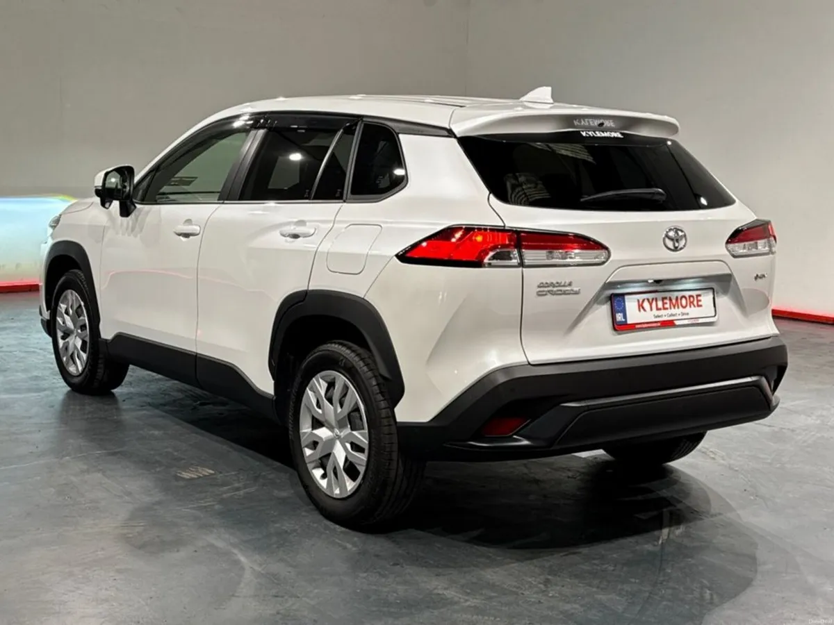 Toyota Corolla Cross HYBRID 1.8 AUTOMATIC SUV - CR - Image 5