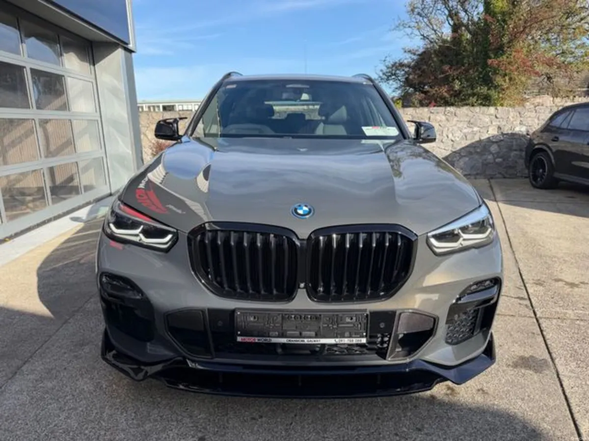 BMW X5 XDRIVE45E M SPORT PRO & TECH PLUS - Image 6
