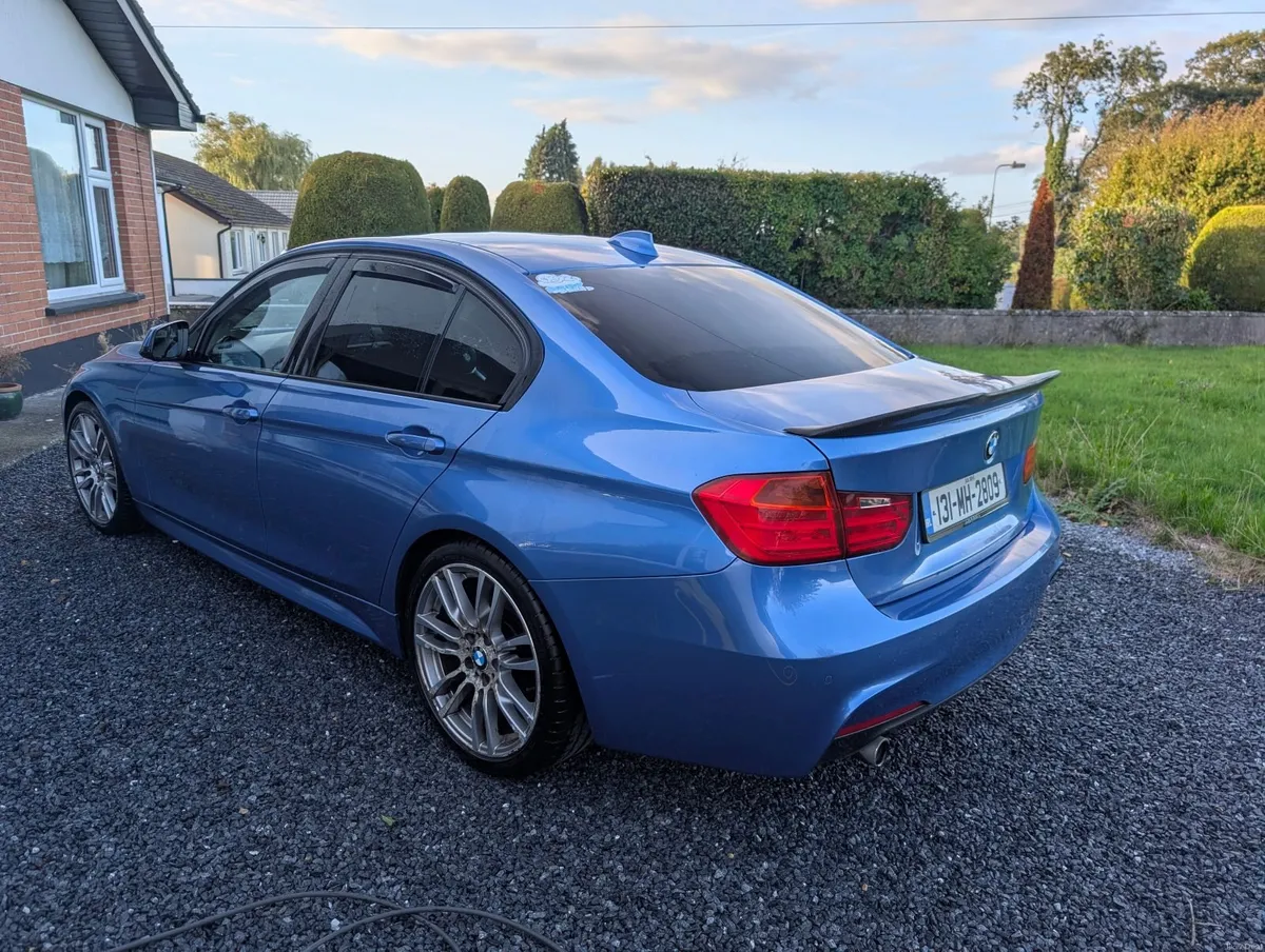 BMW 3-Series 2013 - Image 4