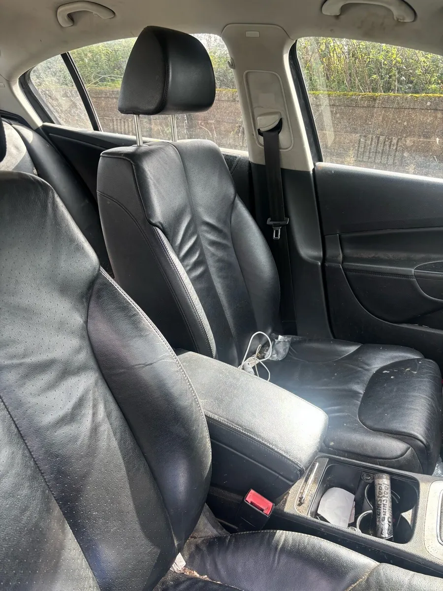 Vw Passat 1.9 tdi - Image 2