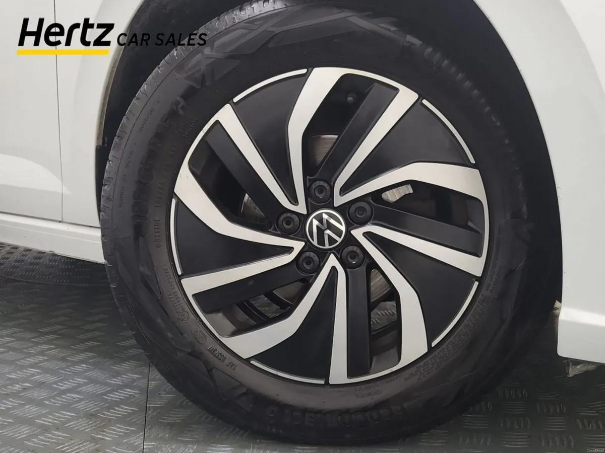 Volkswagen Polo Life Petrol Manual - Image 6