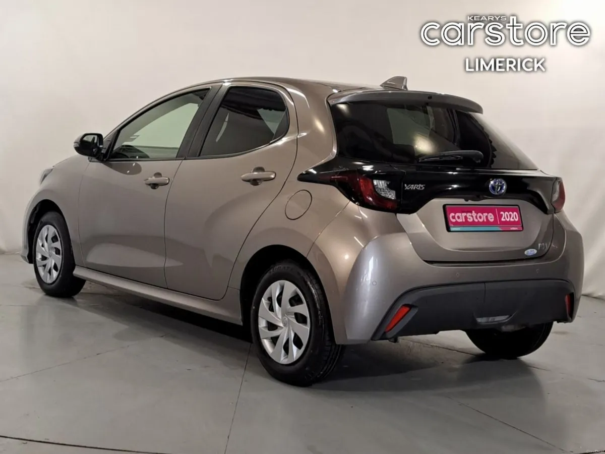 Toyota Yaris 1.5 - Image 5