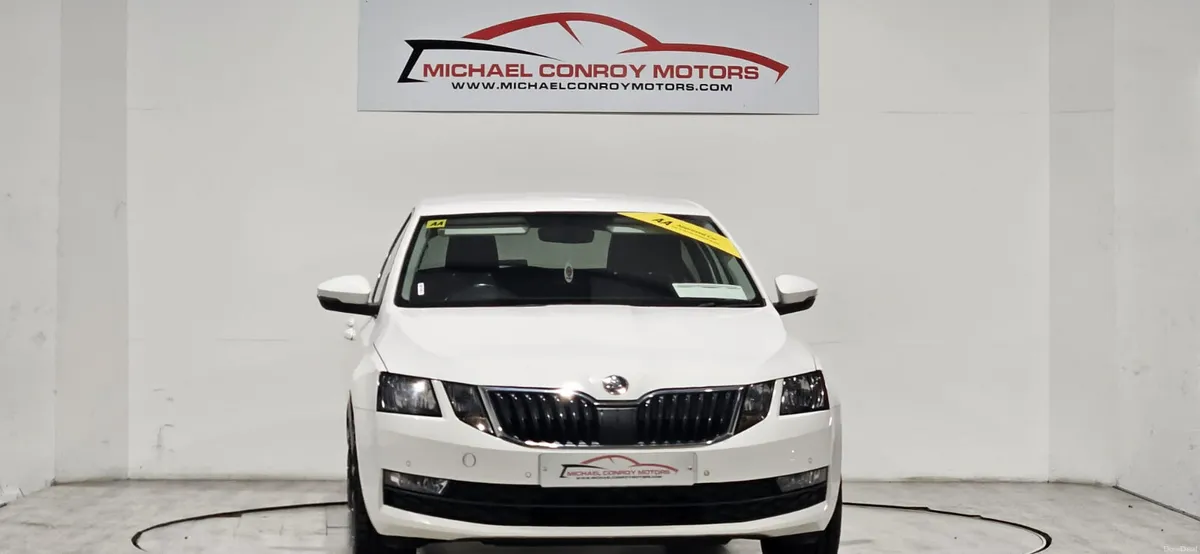 Skoda Octavia SE TECH UPGRADED - Image 3