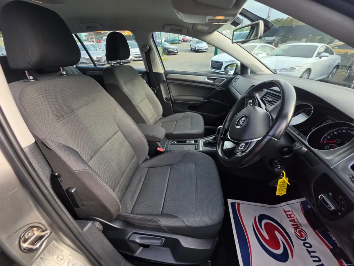 Volkswagen Golf ( 152 REG ) 1.2 TSI COMFORTLINE AU - Image 4