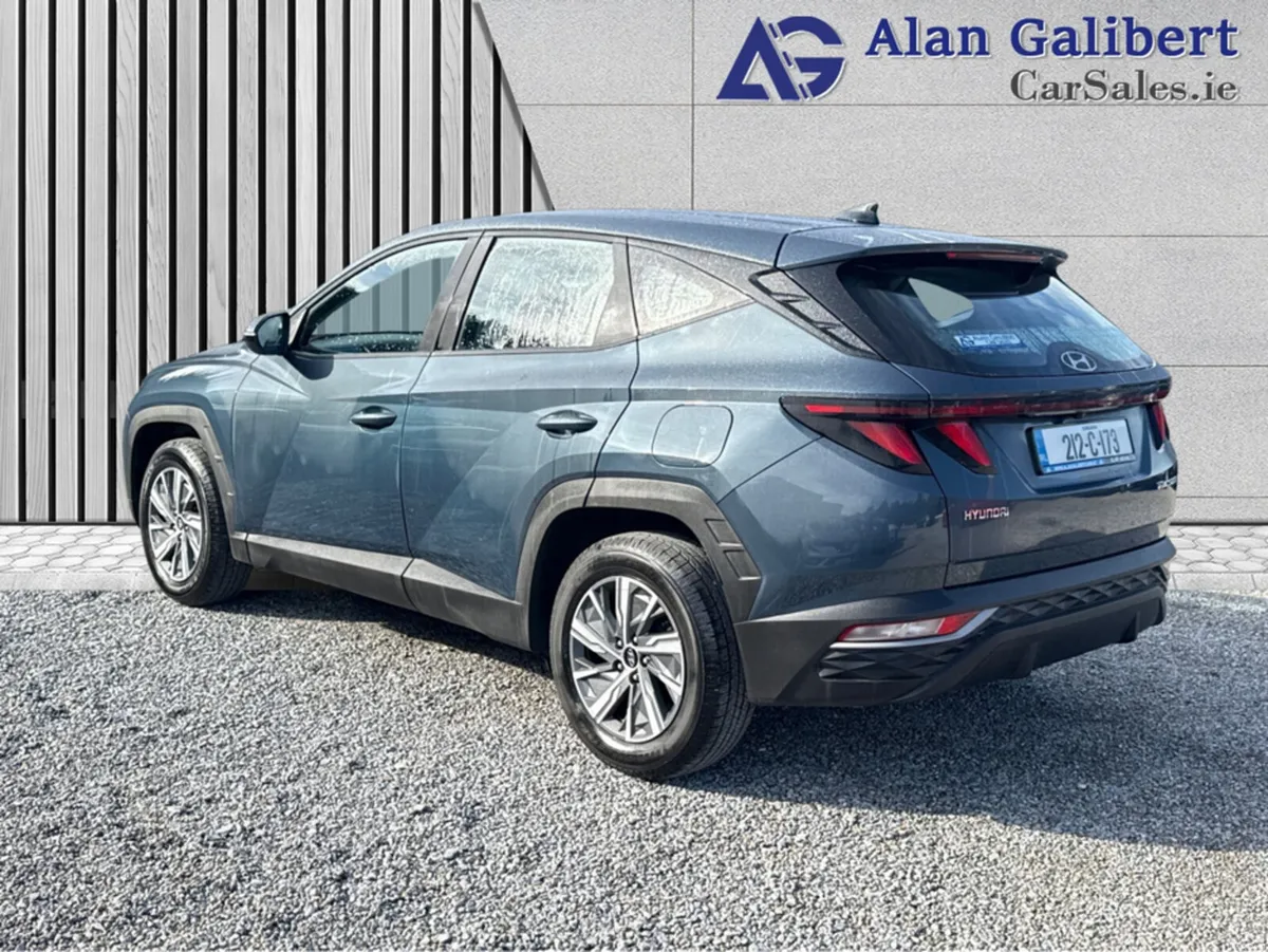 Hyundai Tucson IX35 COMFORT PLUS 5DR - Image 2
