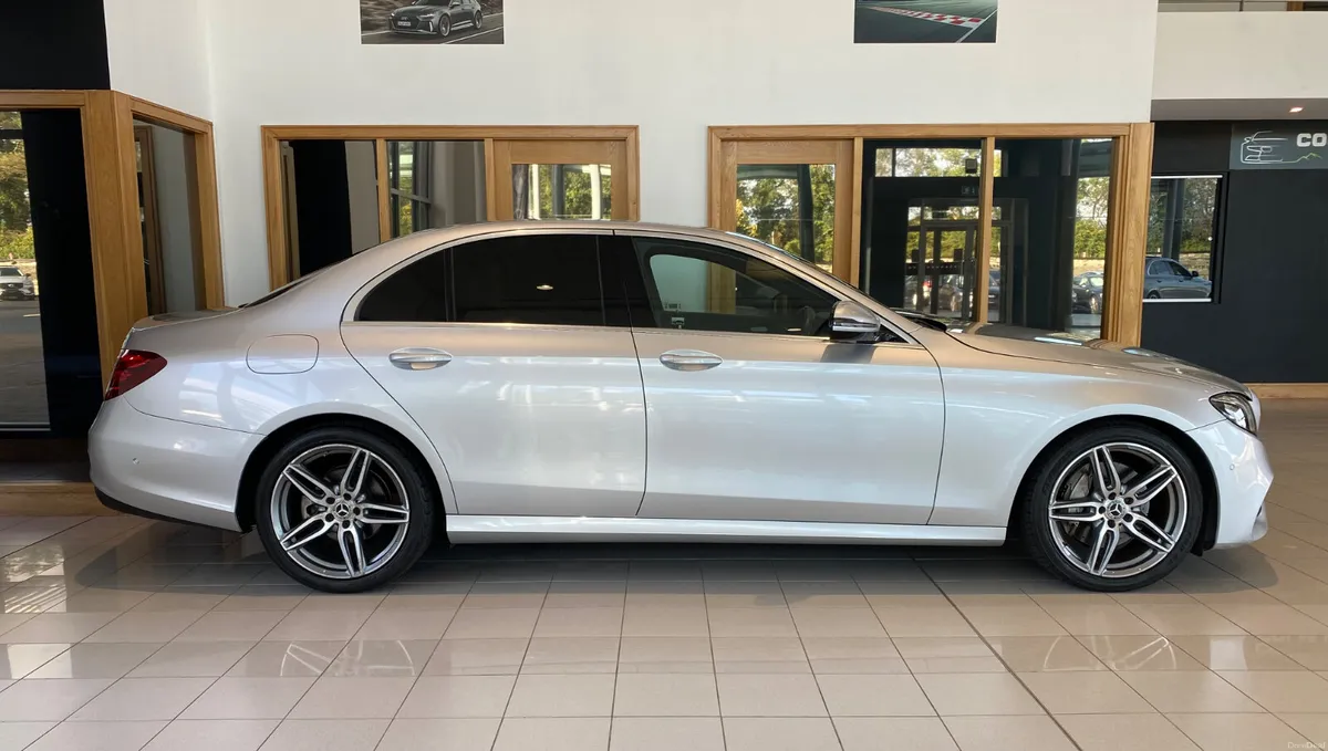 Mercedes-Benz E-Class 2019 - Image 2