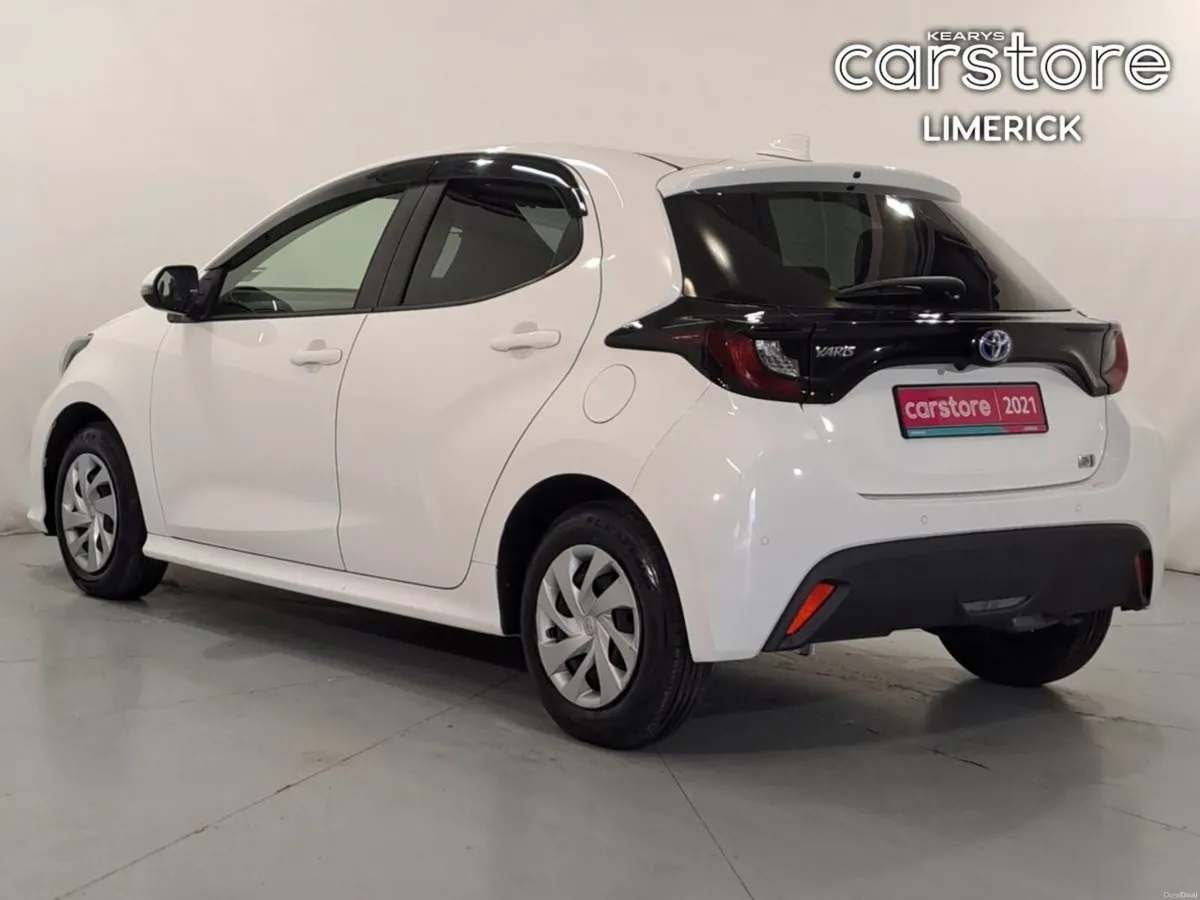 Toyota Yaris 1.5 - Image 5