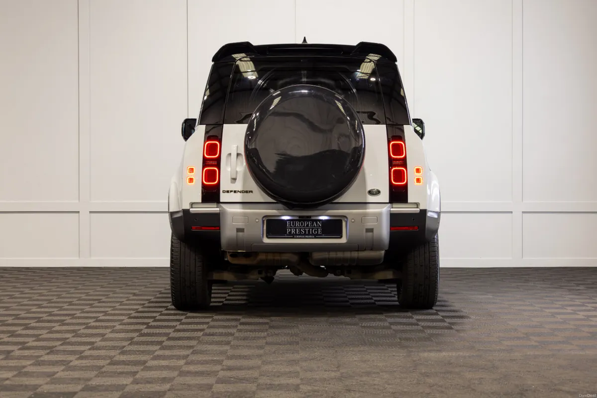 222 Land Rover Defender 90 D250 2 Seat Commercial - Image 5