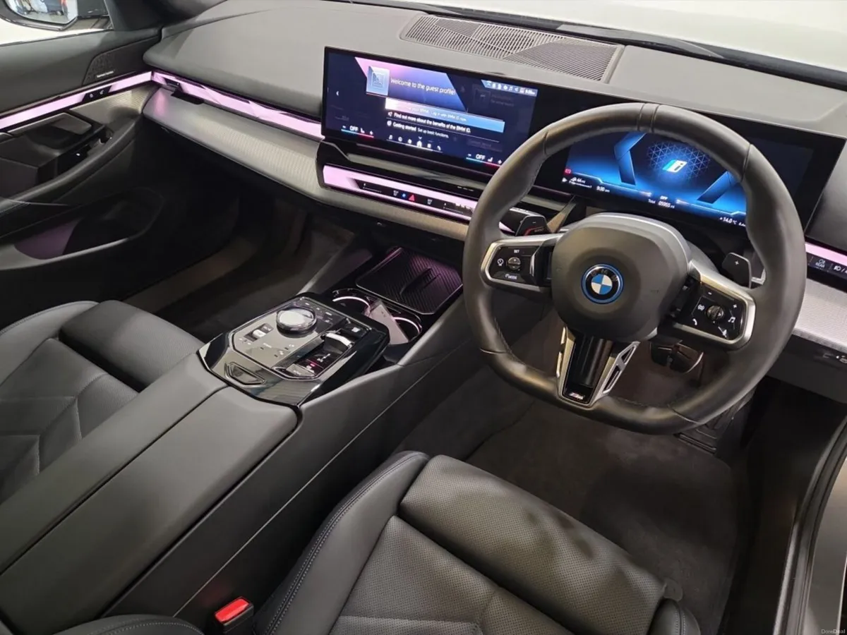 BMW 5-Series 530e M Sport Touring XB1 - Image 6