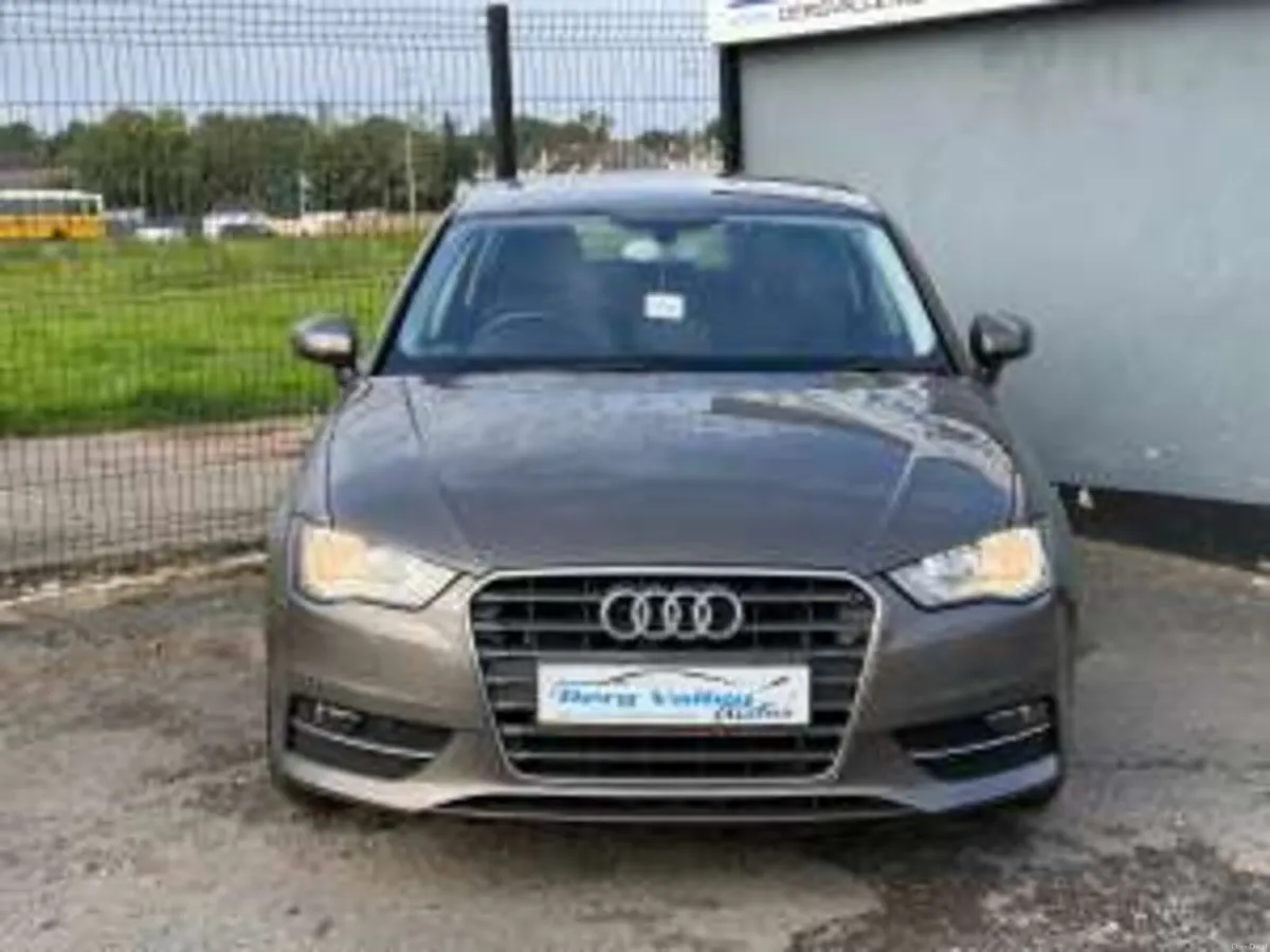 AUDI A3 1.6 A3 Sportback SE TDI 5dr - Image 4