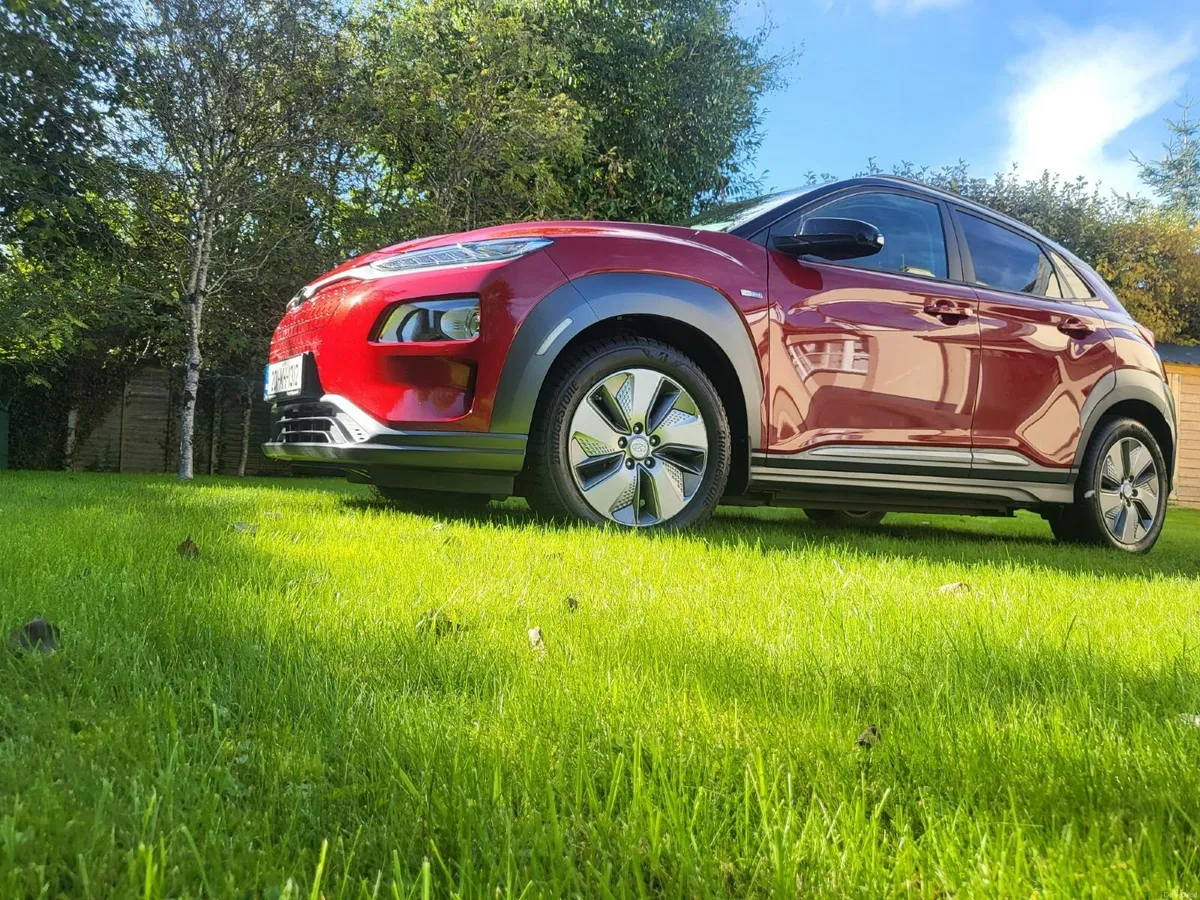 Hyundai KONA 2020 EV Premium 2 Tone - Image 5